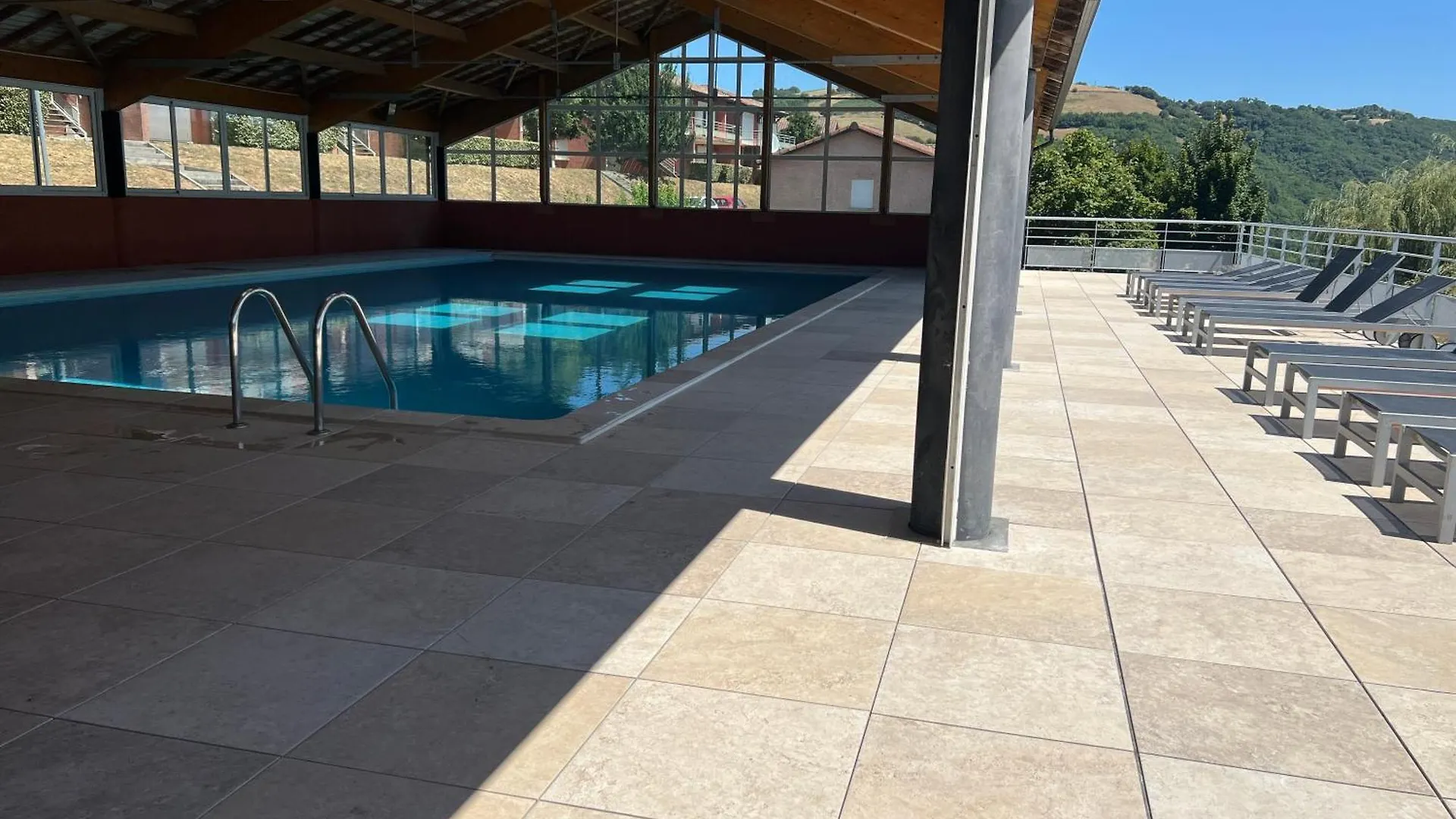 Appartement T2 Avec Piscine Vallee Du Tarn Trébas